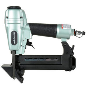 PNEUMATIC STAPLERS | Metabo HPT 1-9/16 in. 18-Gauge 1/4 in. Crown Pneumatic Pro Flooring Stapler