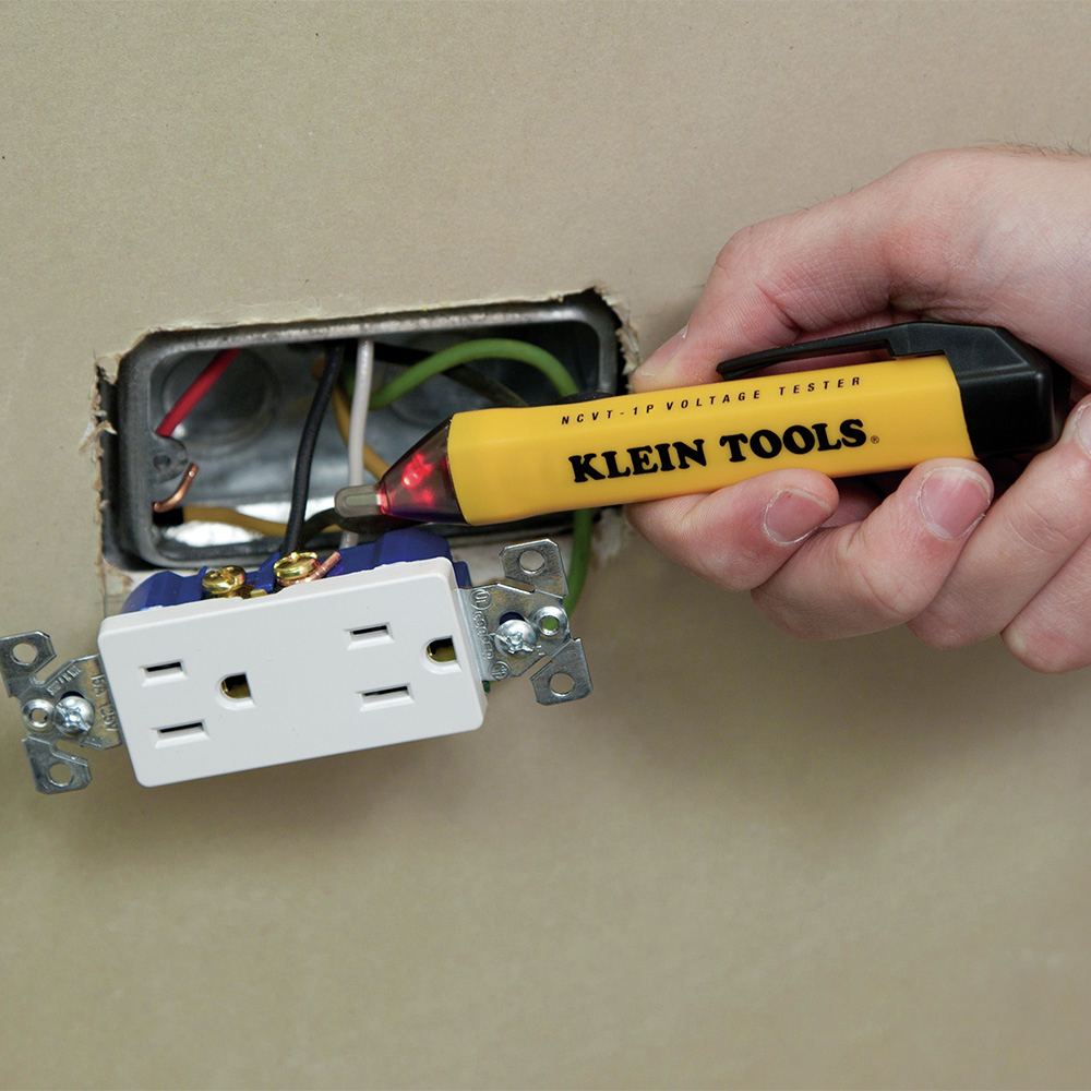 Klein Tools NCVT1P Non-Contact Voltage Detector Pen, 50V to 1000V AC